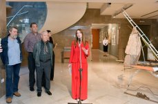Скрытое и явное: в Баку открылась выставка работ заслуженного художника Азербайджана Мамеда Мустафаева (ФОТО)
