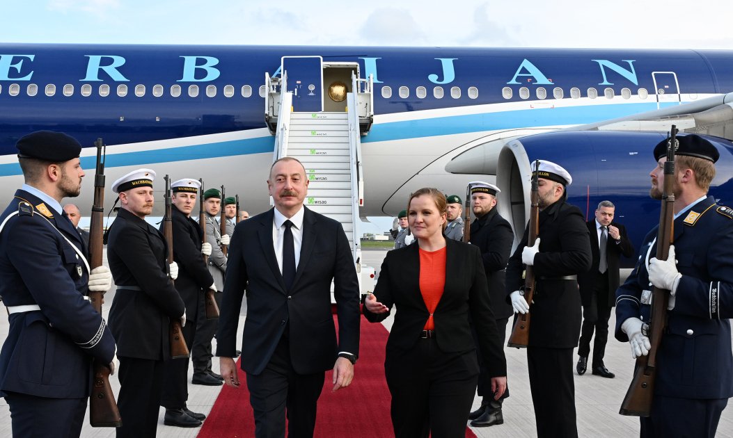 President Ilham Aliyev arrives in Germany for working visit (PHOTO/VIDEO)