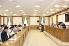 В Ташкенте в рамках "Недели книг" представлены азербайджанские издания (ФОТО)