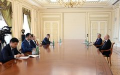 President Ilham Aliyev receives President of Chinese People's Association for Friendship with Foreign Countries (PHOTO)