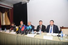 В Баку прошел брифинг о массовых захоронениях и пропавших без вести лицах (ФОТО)