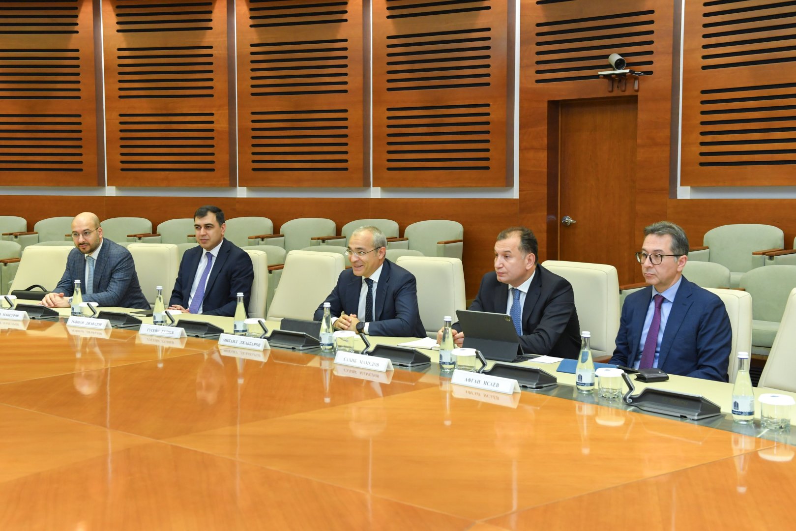 Azerbaijan, Uzbekistan talk on operations of joint investment company