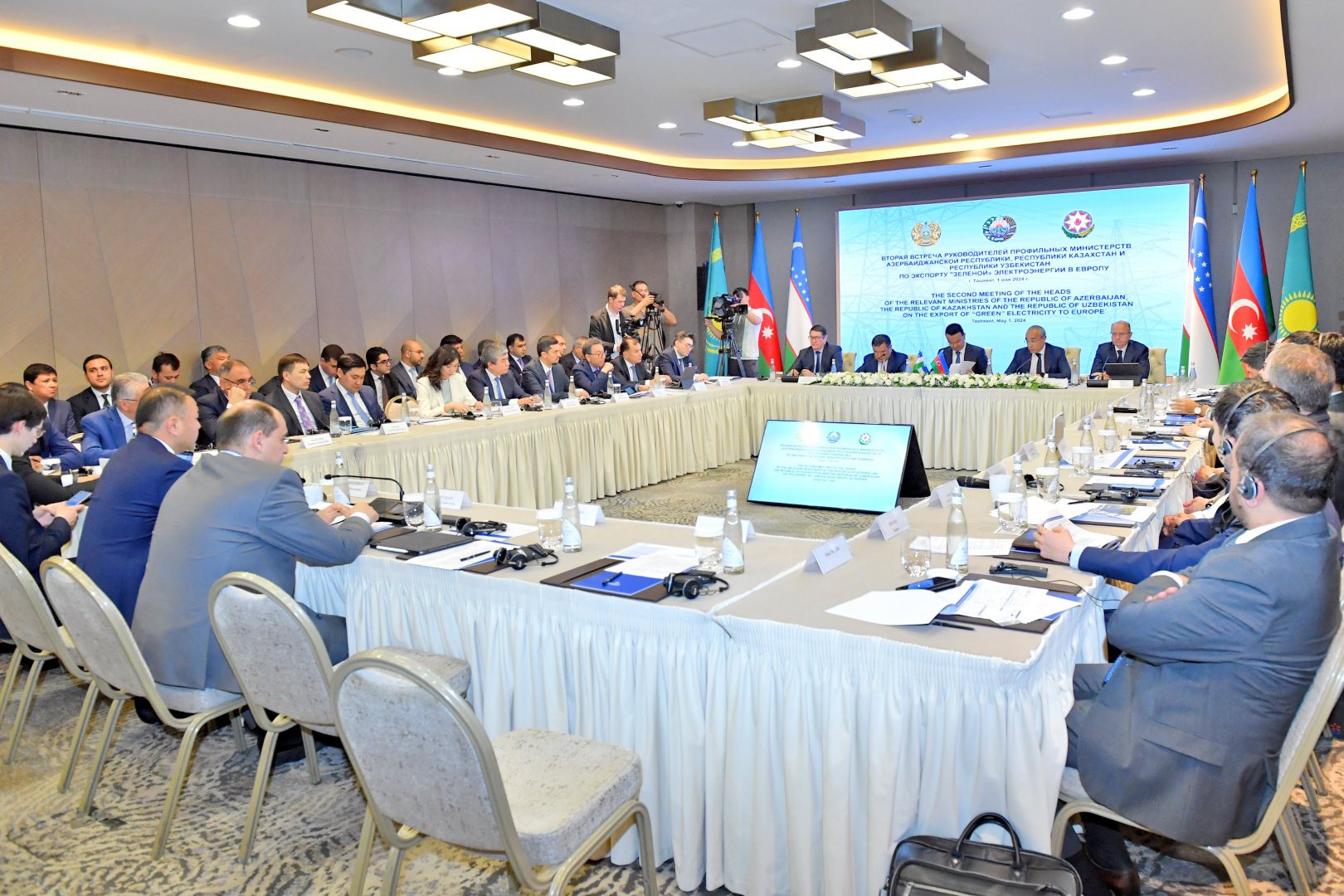 Tashkent hosts discussions on energy co-op between Azerbaijan, Uzbekistan and Kazakhstan (PHOTO)