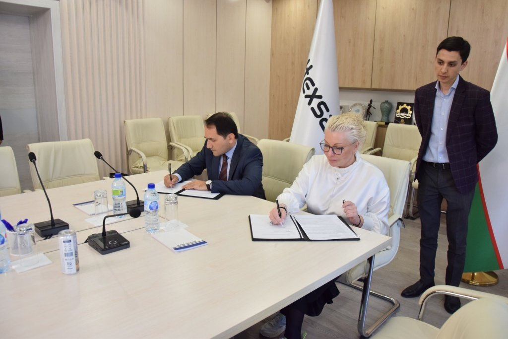 Uzbekistan, Russia sign MoU on aluminum electrical industry