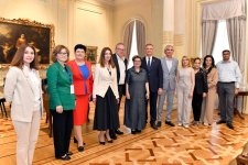 Азербайджанский национальный музей искусств и Санкт-Петербургская академия художеств подписали меморандум (ФОТО)