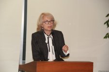 Xalq Bank провел презентацию художественного альбома, посвященного видному художнику Джахиду Джемалю (ФОТО)