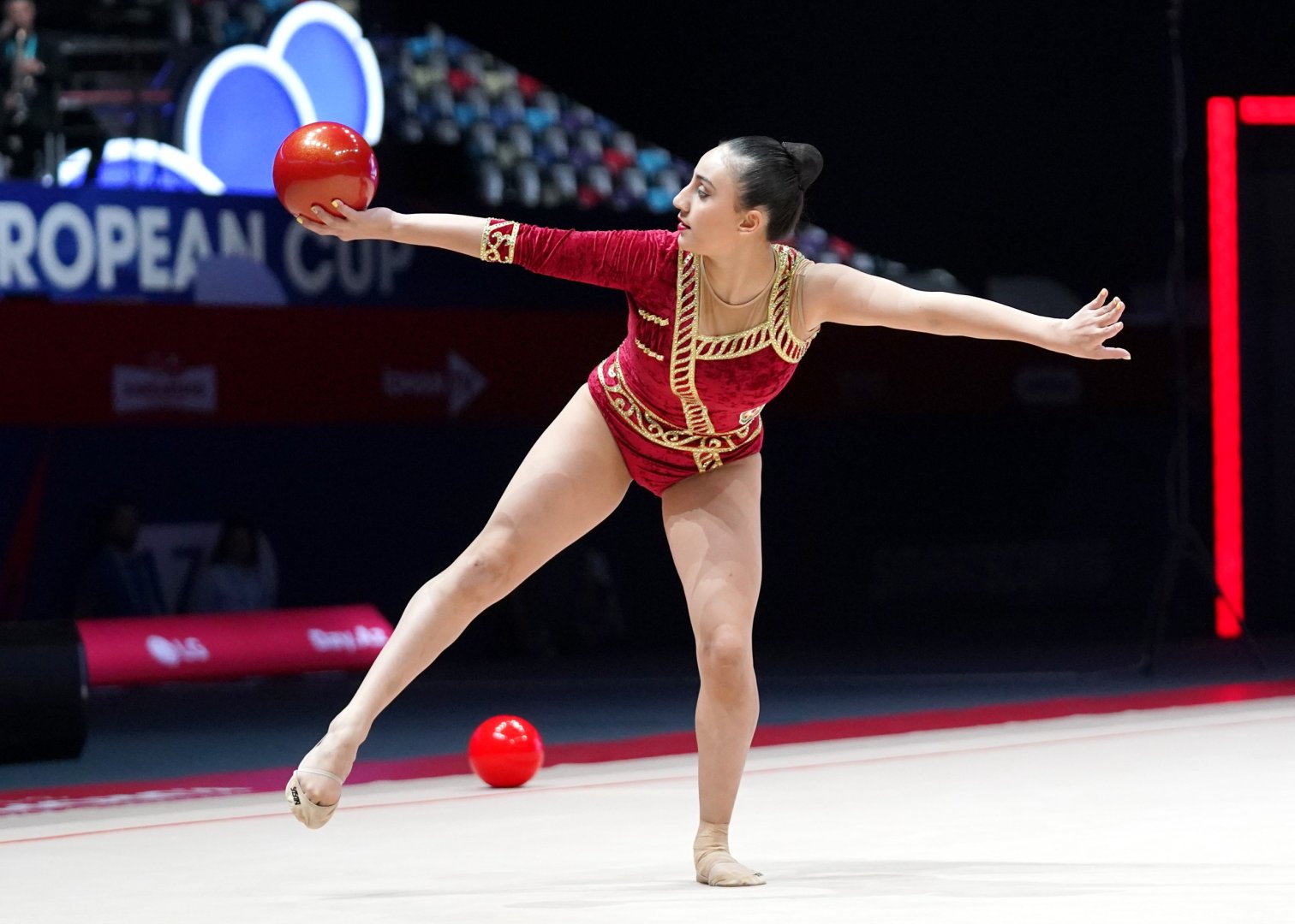 Azerbaijani athletes compete in finals of European Cup in Rhythmic Gymnastics in Baku (PHOTO)