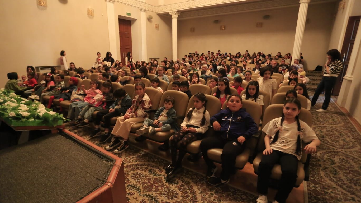 В Баку завершился Международный кукольный фестиваль "Hadi Poyrazoğlu və Qaragöz", стартовавший в Турции (ФОТО)