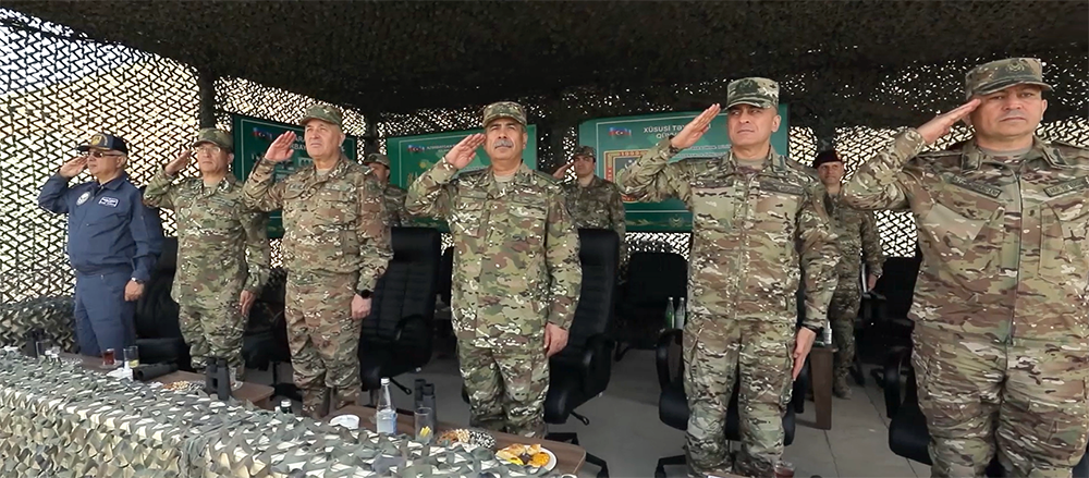 Azerbaijani Defense Ministry presents review of events of last week (VIDEO)
