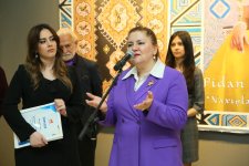 В Баку открылась выставка работ Фидан Амировой "По следам узоров..." – яркие краски души художницы  (ФОТО)