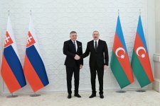 President Ilham Aliyev, Slovak PM hold one-on-one meeting (PHOTO/VIDEO)