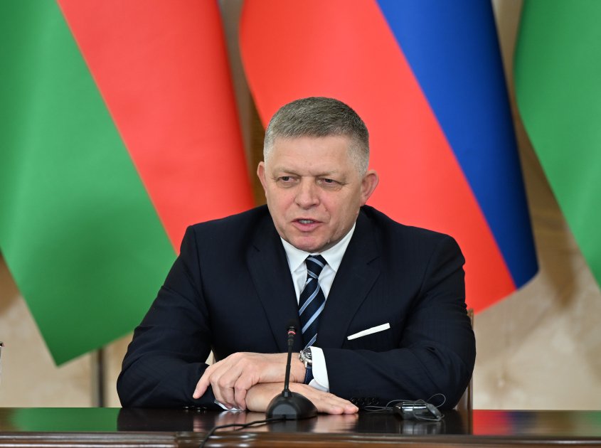 Президент Ильхам Алиев и премьер-министр Словакии Роберт Фицо выступили с заявлениями для прессы (ФОТО/ВИДЕО)