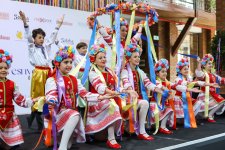 В Баку прошел фестиваль Vesnyanka – как приготовить борщ под песни и танцы   (ФОТО)