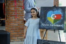 В Баку прошел фестиваль Vesnyanka – как приготовить борщ под песни и танцы   (ФОТО)