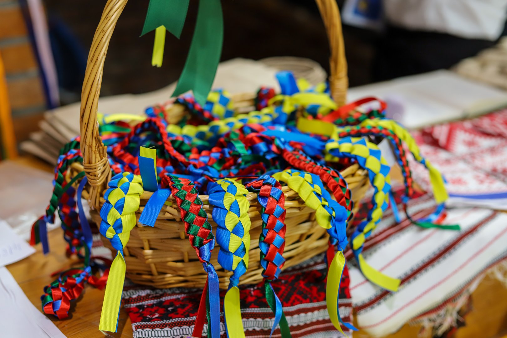 В Баку прошел фестиваль Vesnyanka – как приготовить борщ под песни и танцы   (ФОТО)