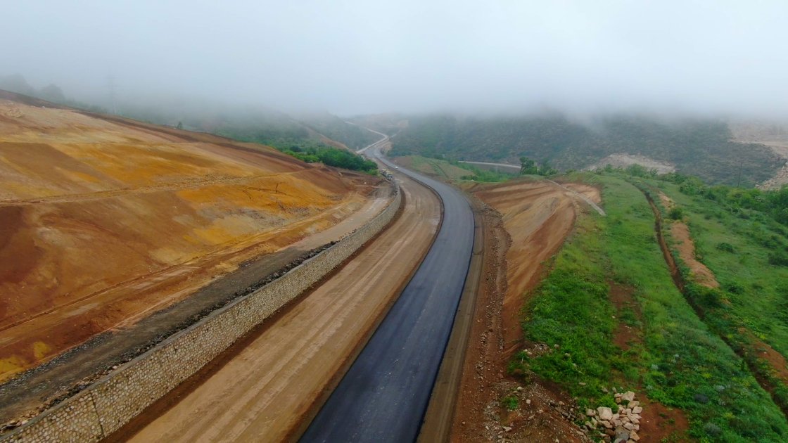 President Ilham Aliyev inspects construction progress of Ahmadbayli-Fuzuli-Shusha highway, attends opening of first tunnel (PHOTO/VIDEO)
