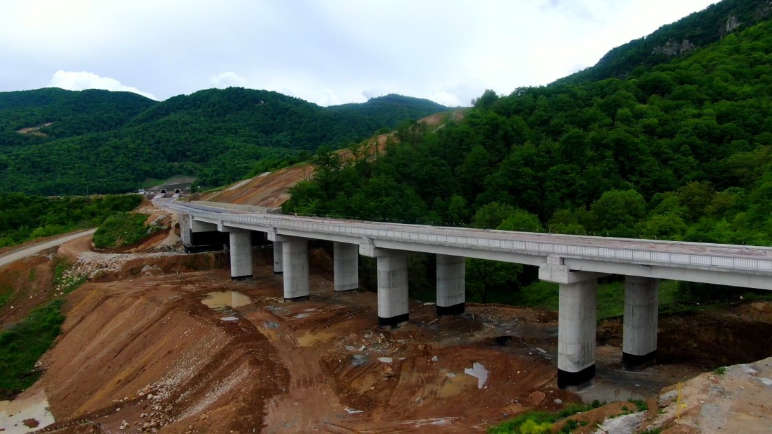President Ilham Aliyev inspects construction progress of Ahmadbayli-Fuzuli-Shusha highway, attends opening of first tunnel (PHOTO/VIDEO)