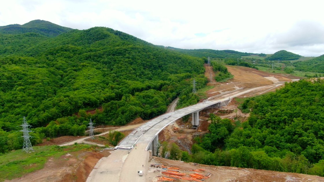 President Ilham Aliyev inspects construction progress of Ahmadbayli-Fuzuli-Shusha highway, attends opening of first tunnel (PHOTO/VIDEO)