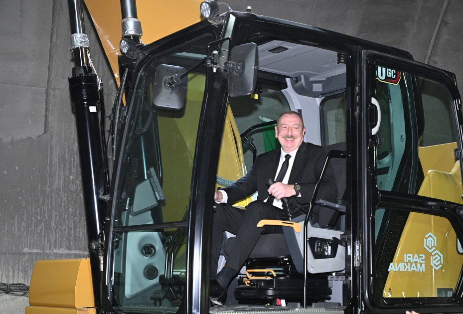 President Ilham Aliyev inspects construction progress of Ahmadbayli-Fuzuli-Shusha highway, attends opening of first tunnel (PHOTO/VIDEO)