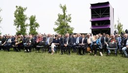 Президент Ильхам Алиев и Первая леди Мехрибан Алиева приняли участие в открытии VII Международного музыкального фестиваля «Харыбюльбюль» в Шуше (ФОТО/ВИДЕО)