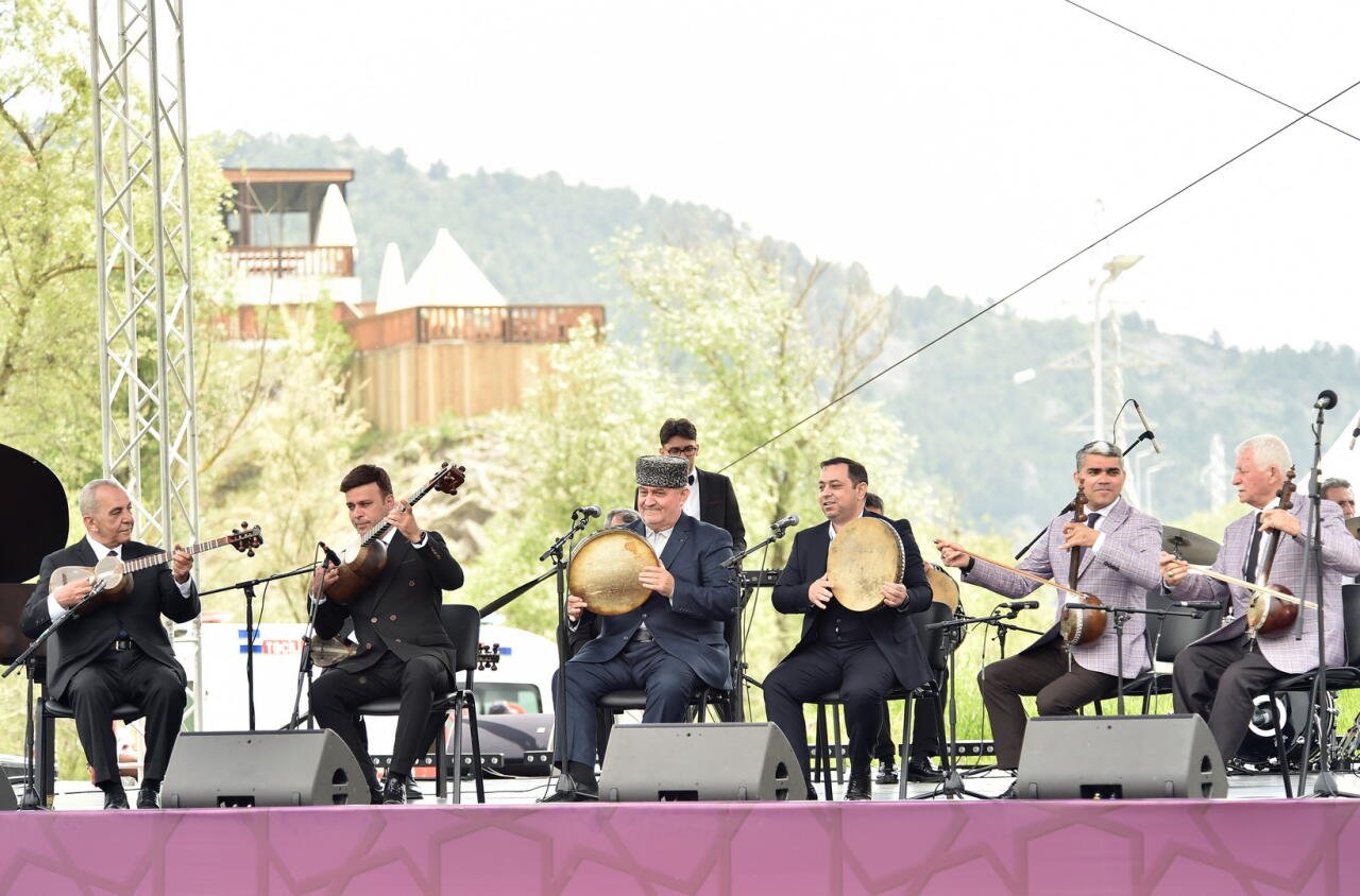 Kharibulbul festival, launched in Azerbaijan's Shusha, continues in Lachin (PHOTO)