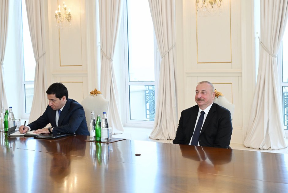 President Ilham Aliyev receives Vice-Chairperson of National Committee of Chinese People's Political Consultative Conference (PHOTO)