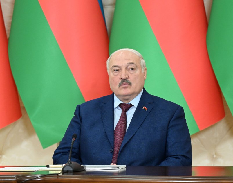 Александр Лукашенко поздравил Президента Ильхама Алиева