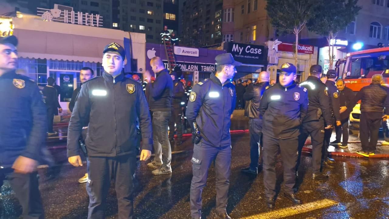 В Баку сняты ограничения на дорогах, введенные из-за пожара (ФОТО) (Обновлено)