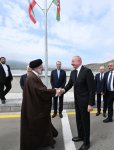 Президент Ильхам Алиев и Президент Сейед Ибрахим Раиси встретились на азербайджано-иранской государственной границе (ФОТО)