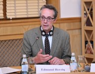 Научной общественности представлен проект «Единый каталог и база данных рукописей Низами Гянджеви» (ФОТО)