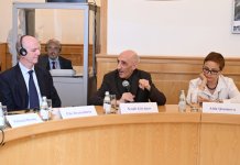 Научной общественности представлен проект «Единый каталог и база данных рукописей Низами Гянджеви» (ФОТО)