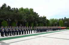 Состоялась церемония официальной встречи президента Таджикистана Эмомали Рахмона (ФОТО)