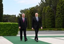 Состоялась церемония официальной встречи президента Таджикистана Эмомали Рахмона (ФОТО)