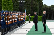 Состоялась церемония официальной встречи президента Таджикистана Эмомали Рахмона (ФОТО)