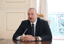 Состоялась встреча Президента Ильхама Алиева и Президента Эмомали Рахмона в расширенном составе (ФОТО)