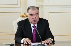 Состоялась встреча Президента Ильхама Алиева и Президента Эмомали Рахмона в расширенном составе (ФОТО)