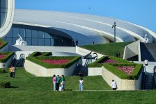 В Центре Гейдара Алиева открылась выставка "Линии невидимого" (ФОТО/ВИДЕО)
