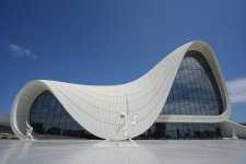 В Центре Гейдара Алиева открылась выставка "Линии невидимого" (ФОТО/ВИДЕО)