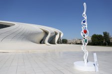 В Центре Гейдара Алиева открылась выставка "Линии невидимого" (ФОТО/ВИДЕО)