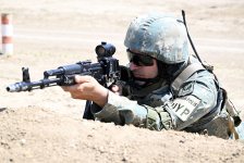 Azerbaijani Military Police Department personnel hold combat training classes (PHOTO)