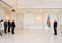 Президент Ильхам Алиев принял верительные грамоты новоназначенного посла Украины в Азербайджане (ФОТО)
