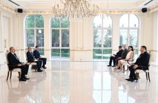 Президент Ильхам Алиев принял верительные грамоты новоназначенного посла Украины в Азербайджане (ФОТО)