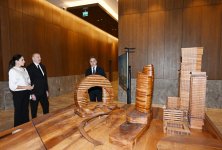 Президент Ильхам Алиев и Первая леди Мехрибан Алиева приняли участие в презентации проекта Crescent Bay и открытии торгового центра Crescent Mall в Баку (ФОТО/ВИДЕО)