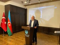 В Будапеште открылась выставка народного художника Азербайджана Арифа Гусейнова (ФОТО)