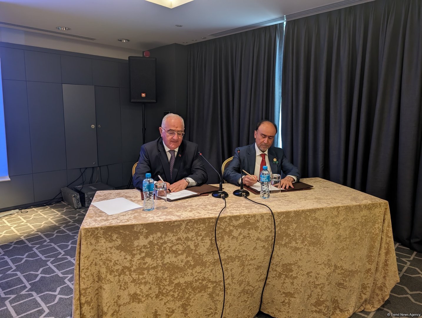 Association of banks and Union of Judges of Azerbaijan effect their cooperation (PHOTO)