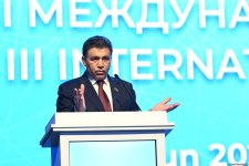 В Баку проходит lll международный форум оценщиков тюркских государств (ФОТО)