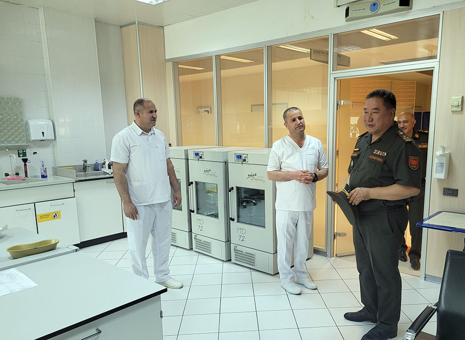 Azerbaijan and Kyrgyzstan discuss cooperation in field of military medicine (PHOTO)
