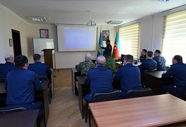 Tajik delegation visits Azerbaijan Air Force (PHOTO)