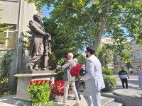 Он наша гордость - в Баку почтили память Бюльбюля (ФОТО)