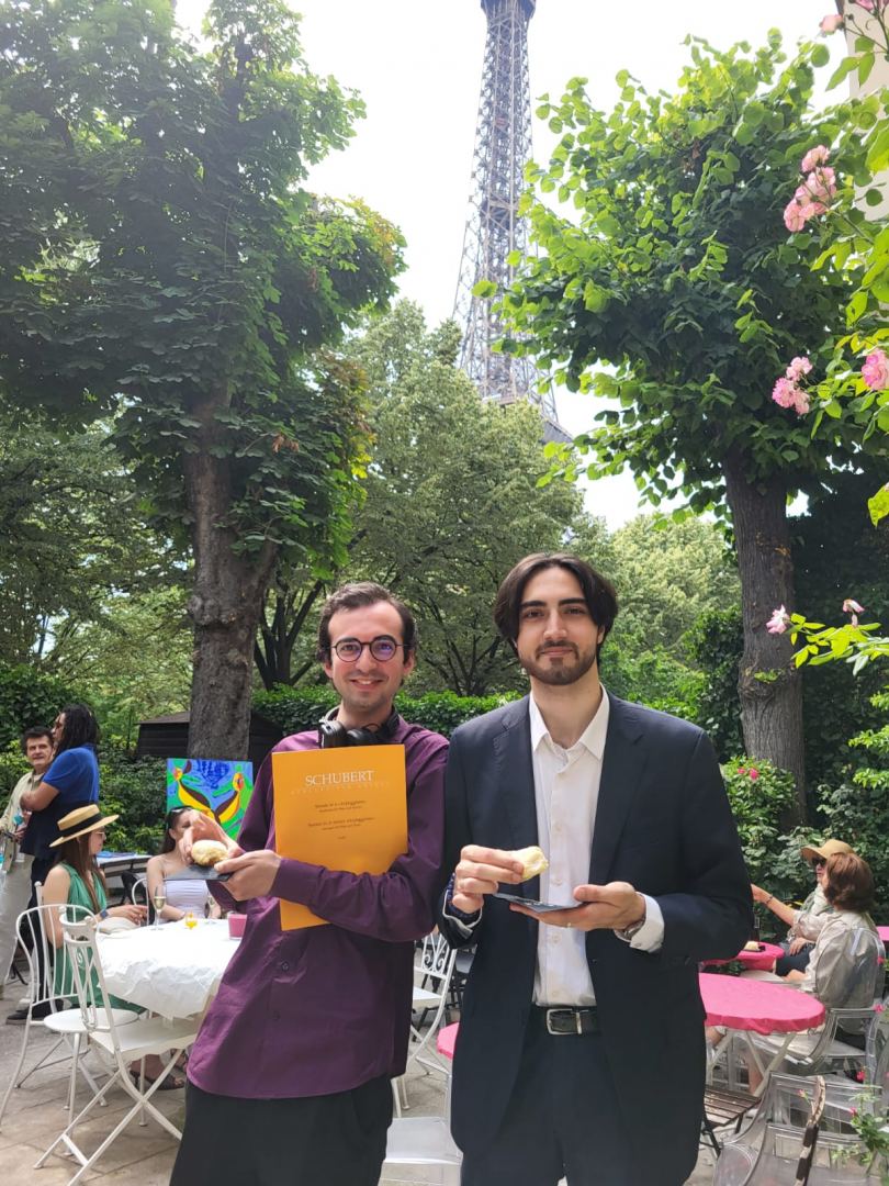 Во Франции создан азербайджанский дуэт Duo Avey для пропаганды национальной музыки (ФОТО)